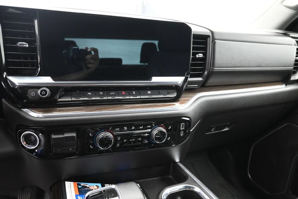 Used 2025 Chevrolet Silverado 1500 RST w/ LPO, Liner Protection Package AWD/4WD image 12