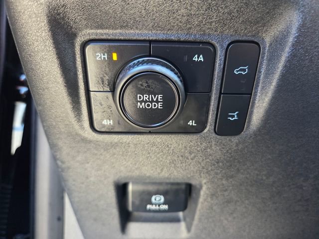 Certified 2025 Ford Expedition Active image 25