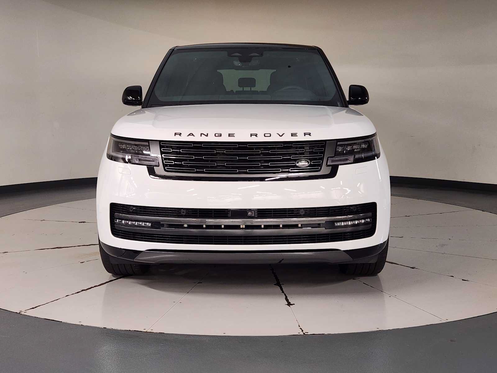Used 2024 Land Rover Range Rover SE AWD/4WD image 9