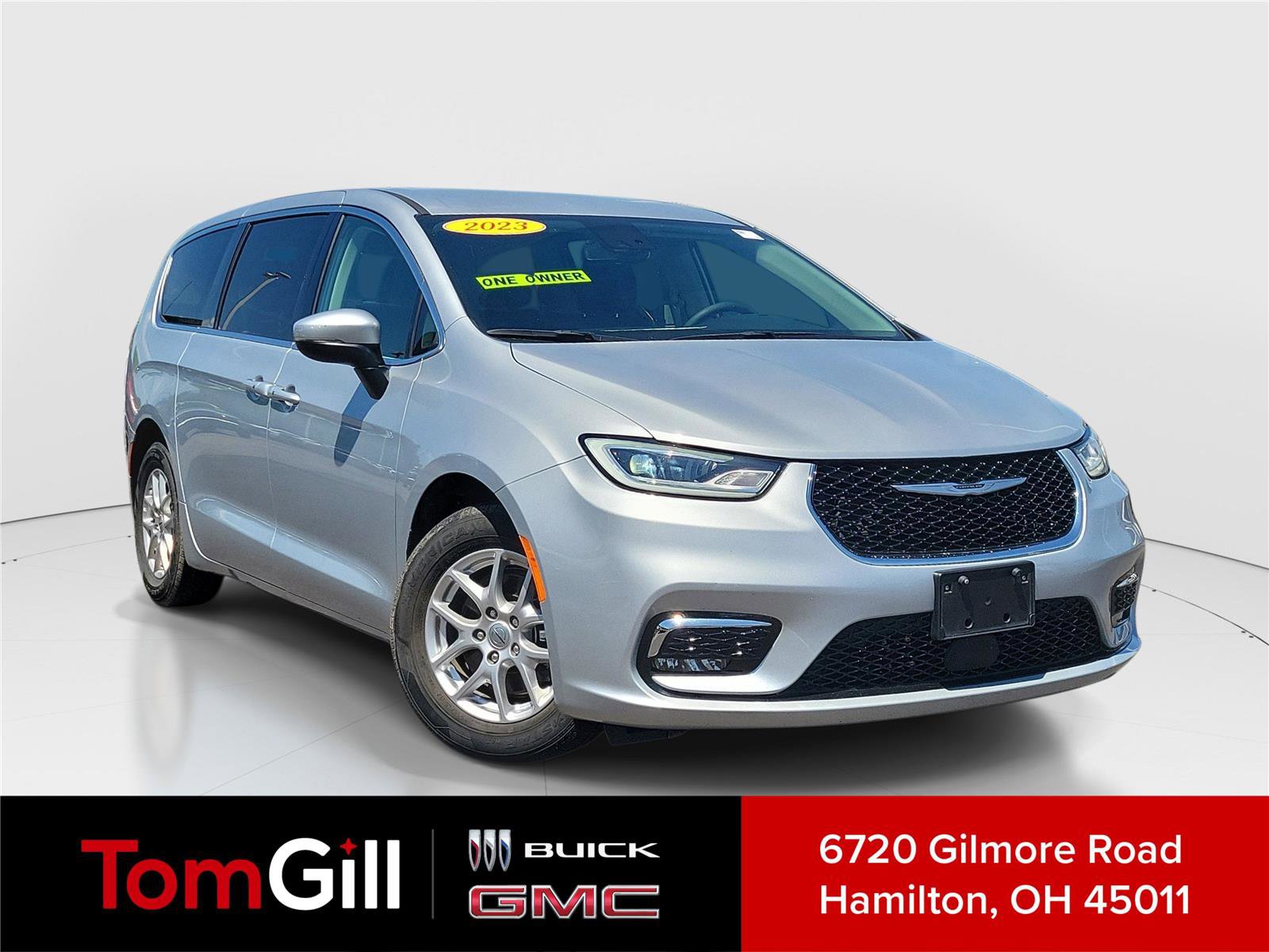 Used 2023 Chrysler Pacifica Touring-L
