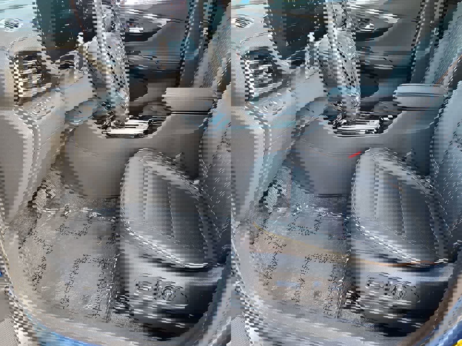 Used 2024 Buick Envista Avenir image 17