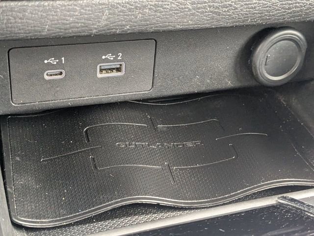 Used 2022 Mitsubishi Outlander ES FWD image 21