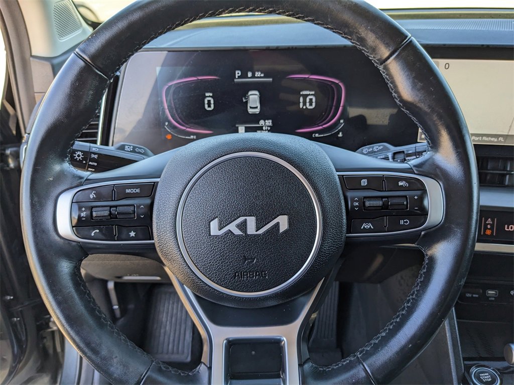 Certified 2024 Kia Sportage EX image 30