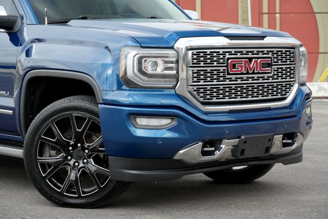 Used 2017 GMC Sierra 1500 Denali w/ Denali Ultimate Package AWD/4WD image 2