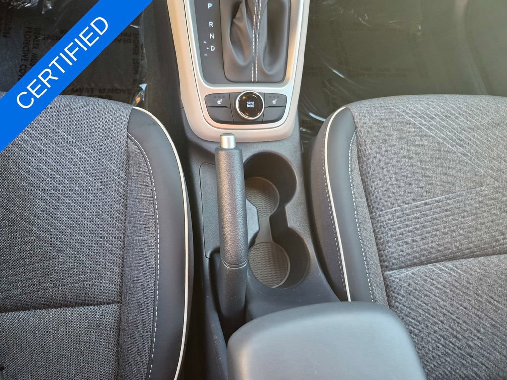 Used 2025 Hyundai Venue Limited image 19