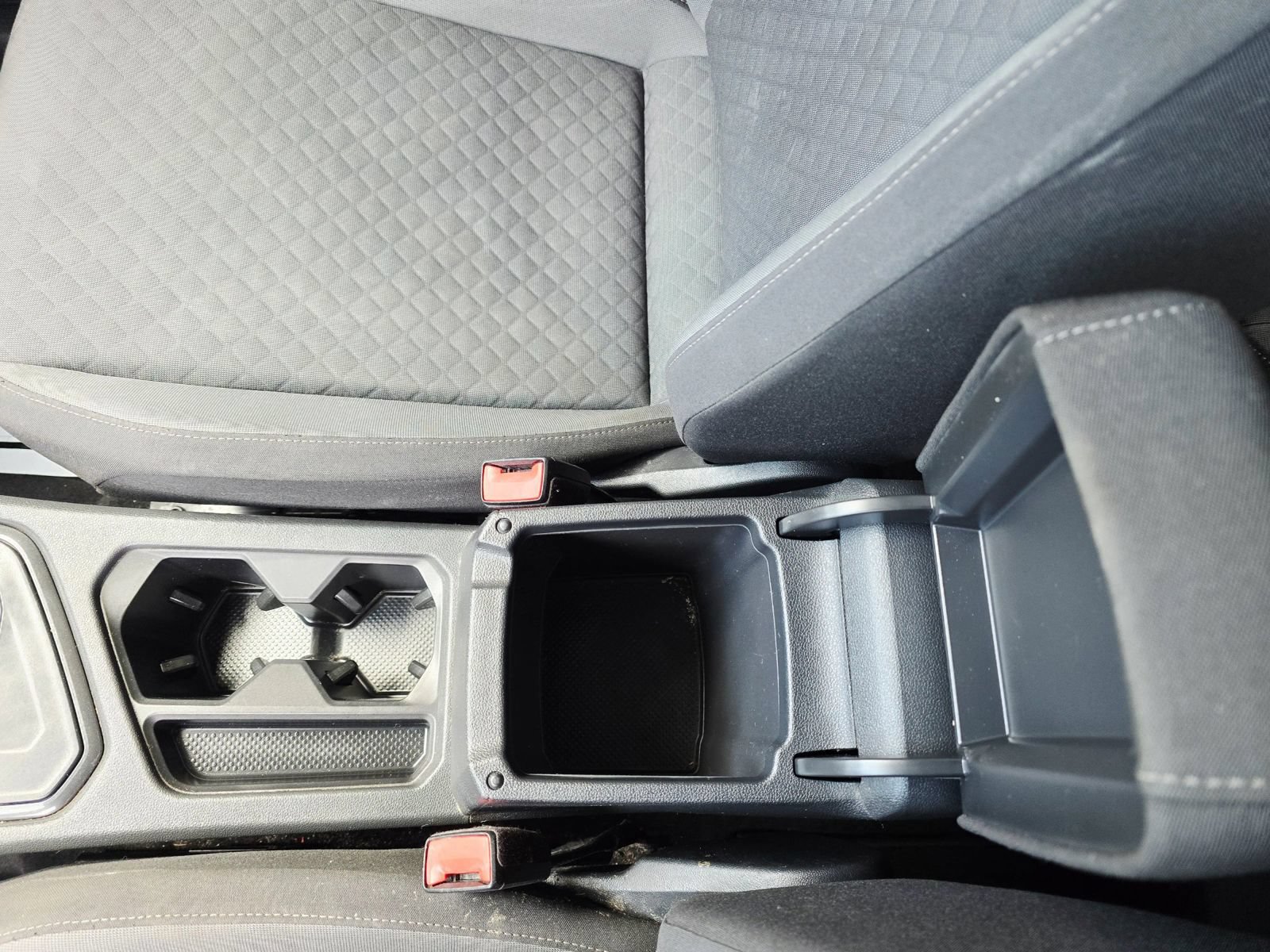 Used 2018 Volkswagen Tiguan S FWD image 24