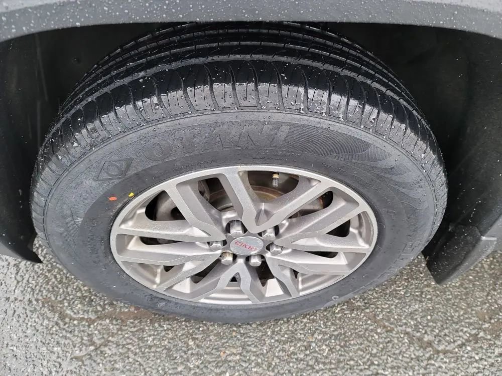 Used 2019 GMC Acadia SLE w/ Driver Alert Package I AWD/4WD image 29