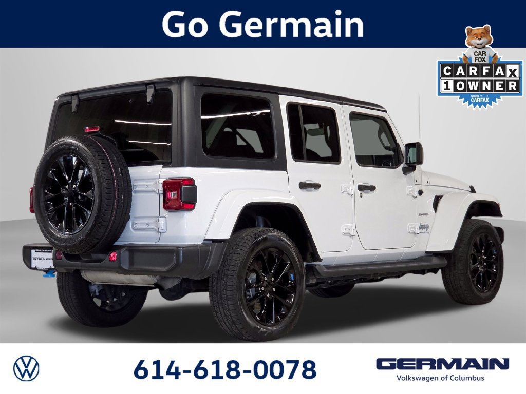 Used 2023 Jeep Wrangler Unlimited Sahara w/ Cold Weather Group AWD/4WD image 8
