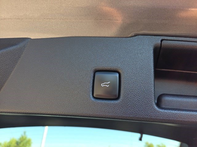Used 2024 Ford Escape ST-Line Select AWD/4WD image 41