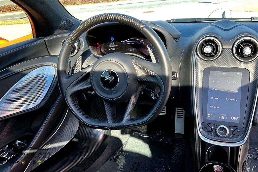 Used 2023 McLaren GT image 7