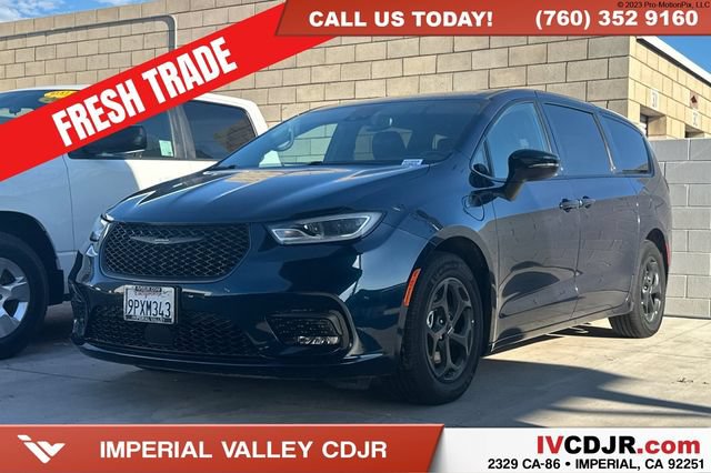 Used 2023 Chrysler Pacifica Touring-L w/ S Appearance Package FWD image 1