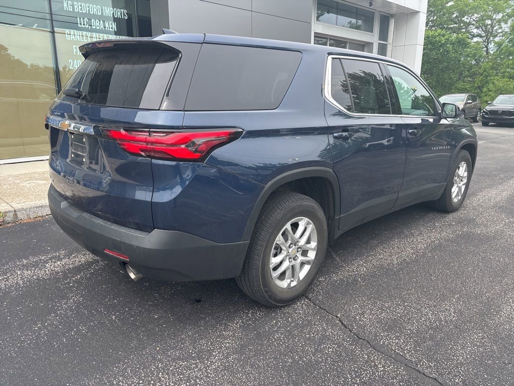 Used 2022 Chevrolet Traverse LS AWD/4WD image 7
