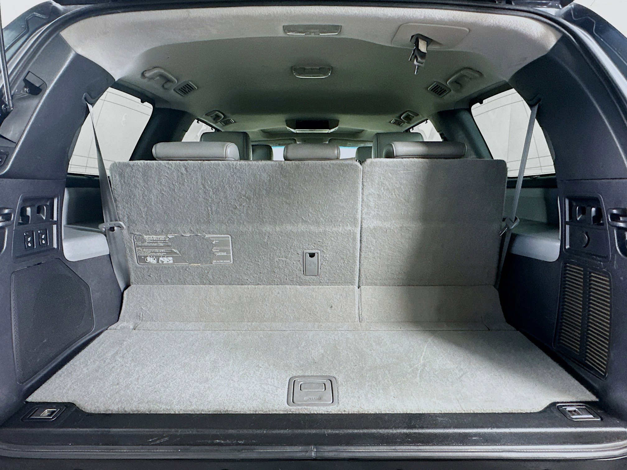 Used 2010 Toyota Sequoia Limited RWD image 31