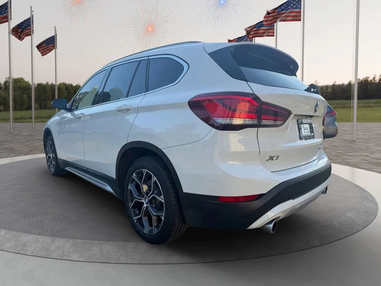 Used 2021 BMW X1 xDrive28i w/ Premium Package AWD/4WD image 3