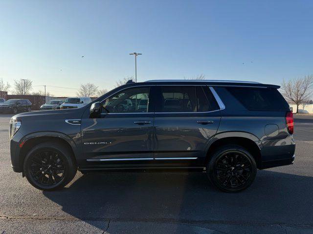 Used 2021 GMC Yukon Denali w/ Denali Premium Package RWD image 4