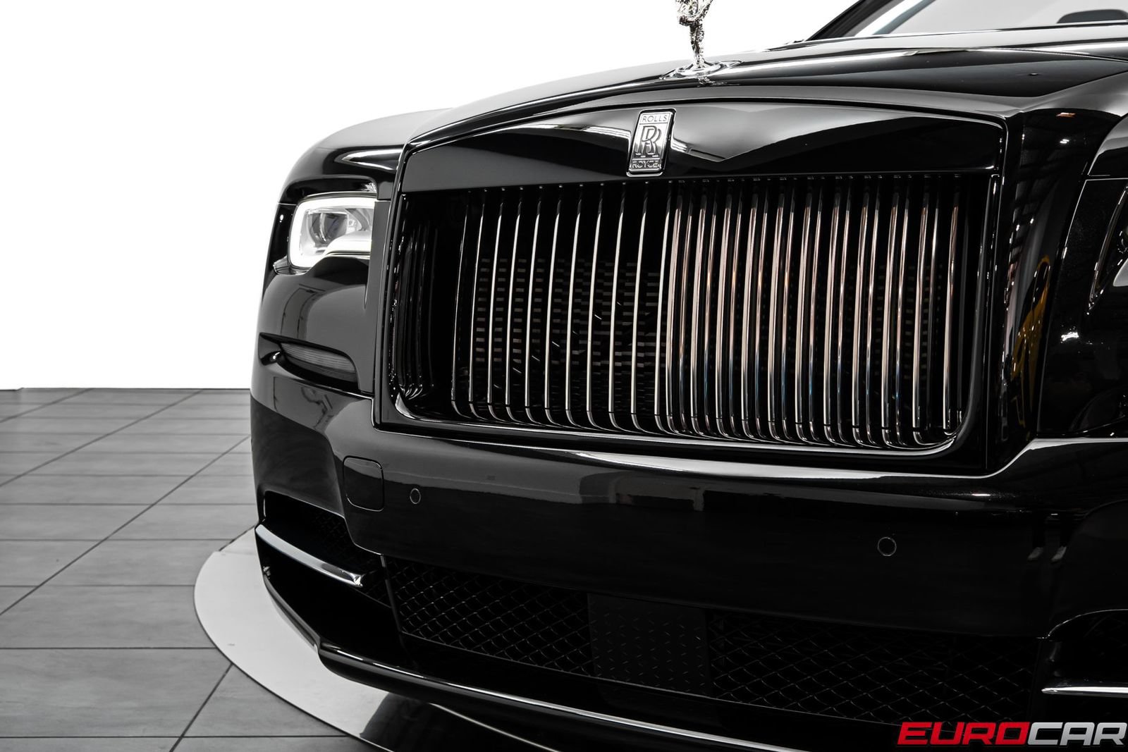 Used 2017 Rolls-Royce Dawn RWD image 14