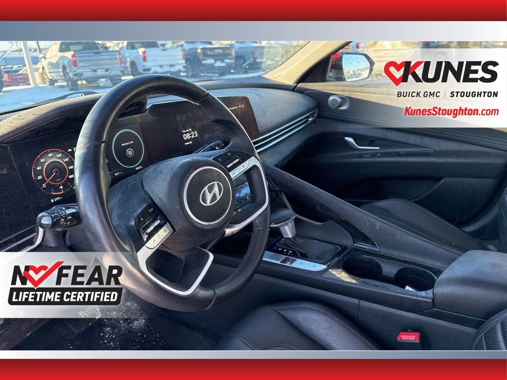 Used 2023 Hyundai Elantra Limited image 19