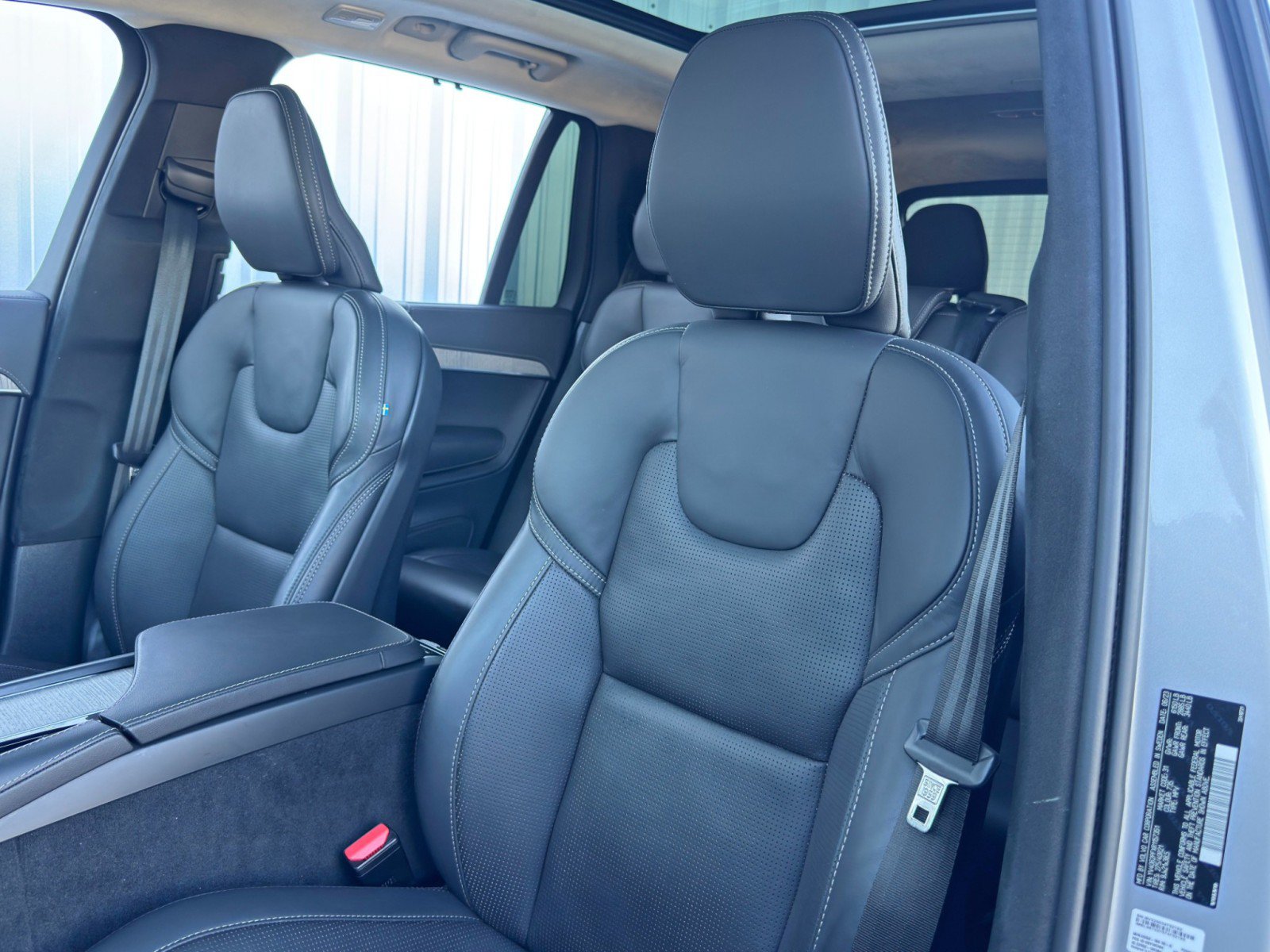 Used 2024 Volvo XC90 B6 Ultimate w/ Lounge Package AWD/4WD image 36