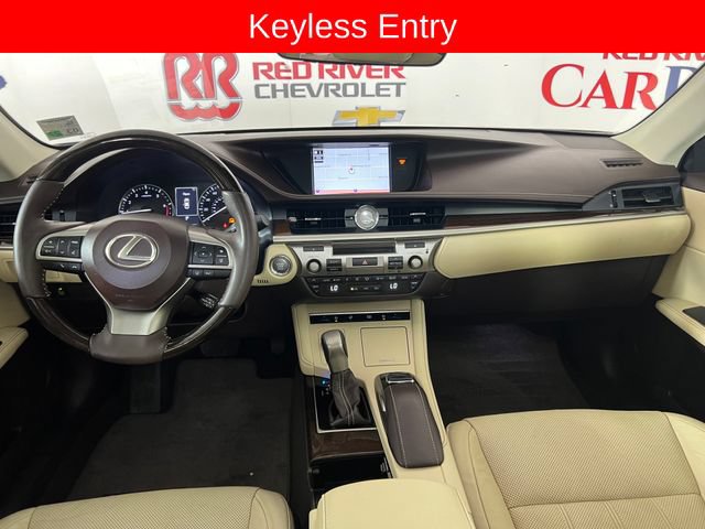 Used 2017 Lexus ES 350 w/ Luxury Package FWD image 14