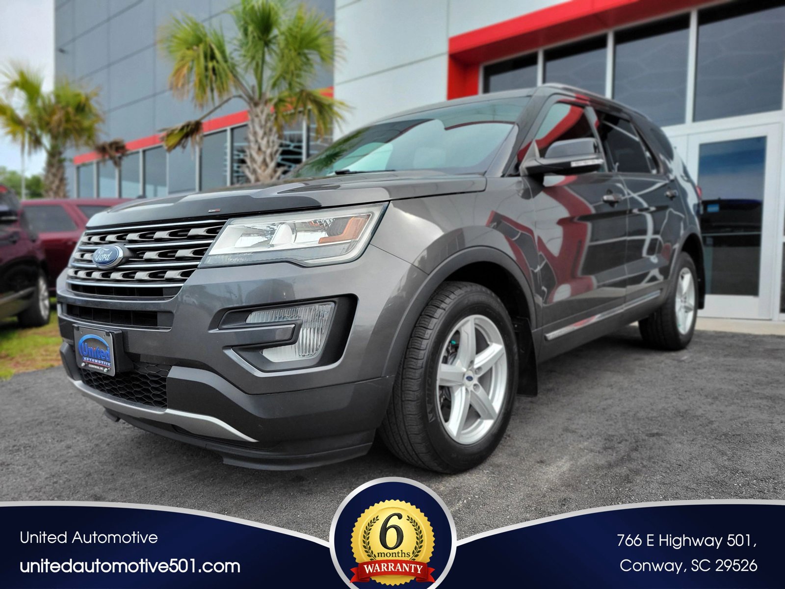 Used 2016 Ford Explorer XLT AWD/4WD image 1