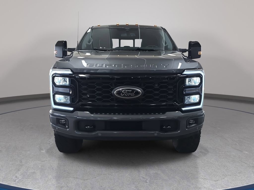 Used 2025 Ford F250 Lariat w/ Lariat Ultimate Package image 3