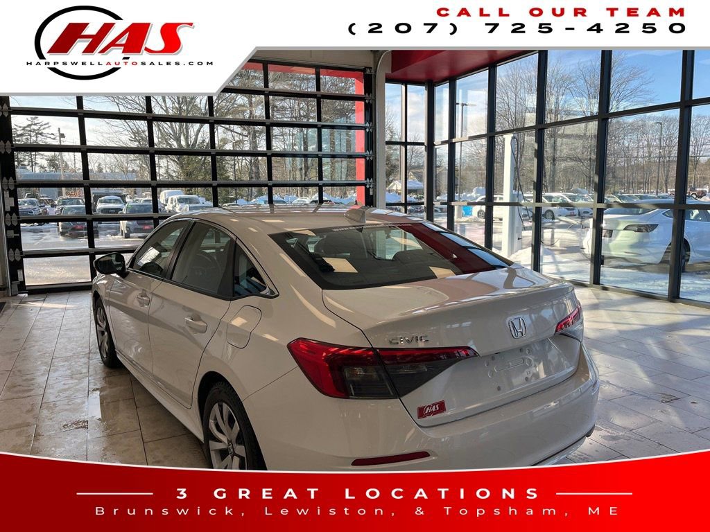 Used 2023 Honda Civic LX image 3