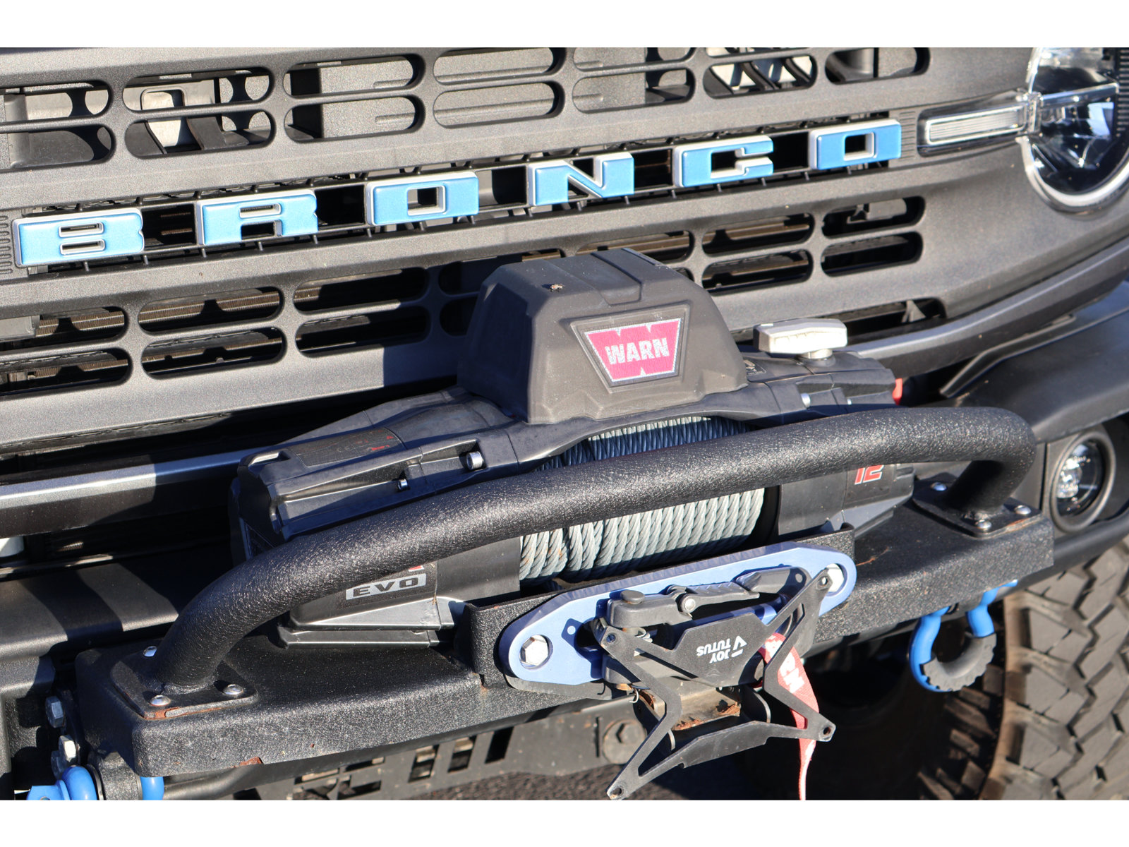 Used 2024 Ford Bronco Black Diamond AWD/4WD image 9