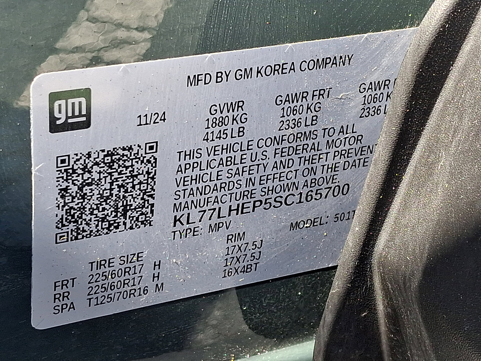 Certified 2025 Chevrolet Trax LT FWD image 27