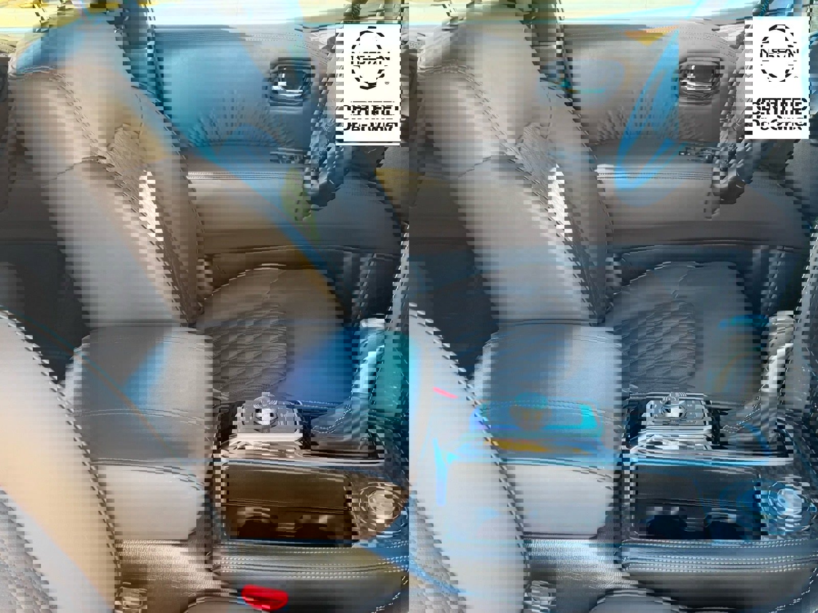 Certified 2024 Nissan Armada Platinum image 13