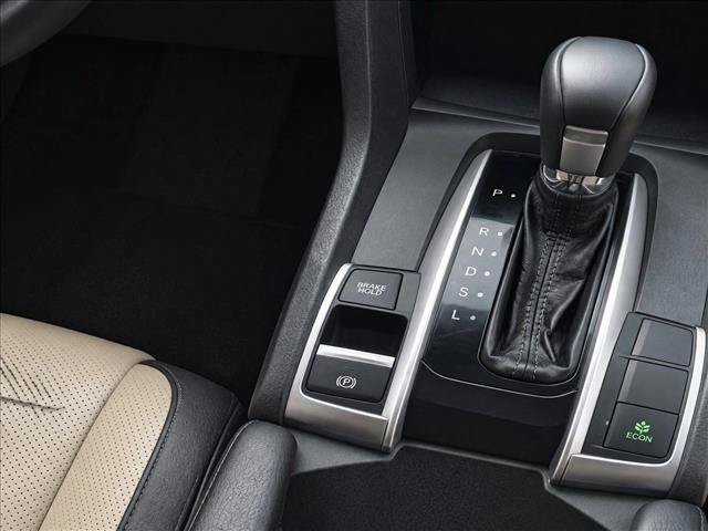 Used 2017 Honda Civic Touring image 21