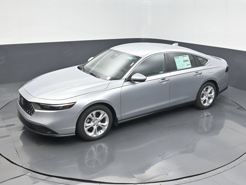 New 2025 Honda Accord LX image 9