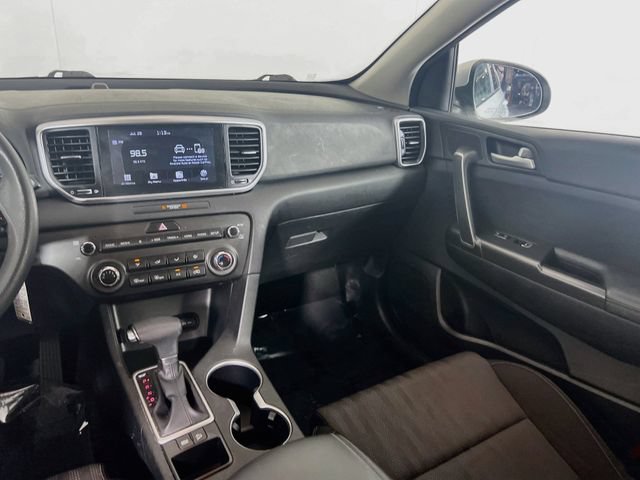 Used 2020 Kia Sportage LX FWD image 19