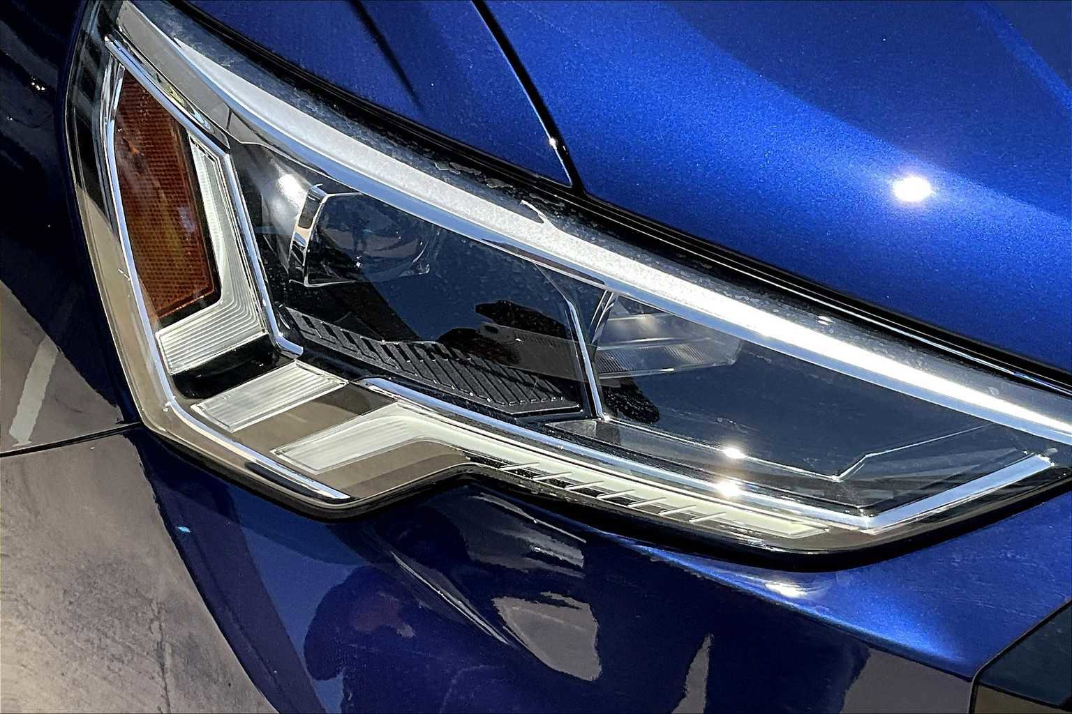 New 2025 Audi Q3 2.0T Premium image 13