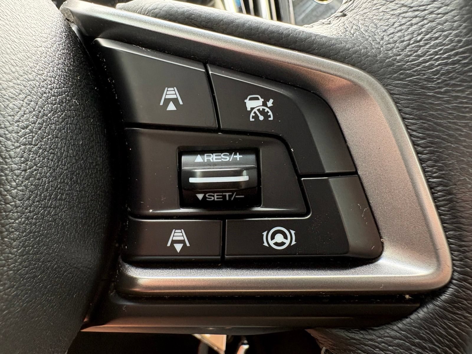 Used 2020 Subaru Outback Premium AWD/4WD image 16