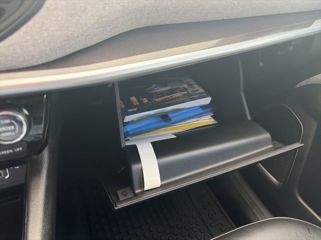 Used 2023 Jeep Compass Latitude w/ Convenience Group image 31