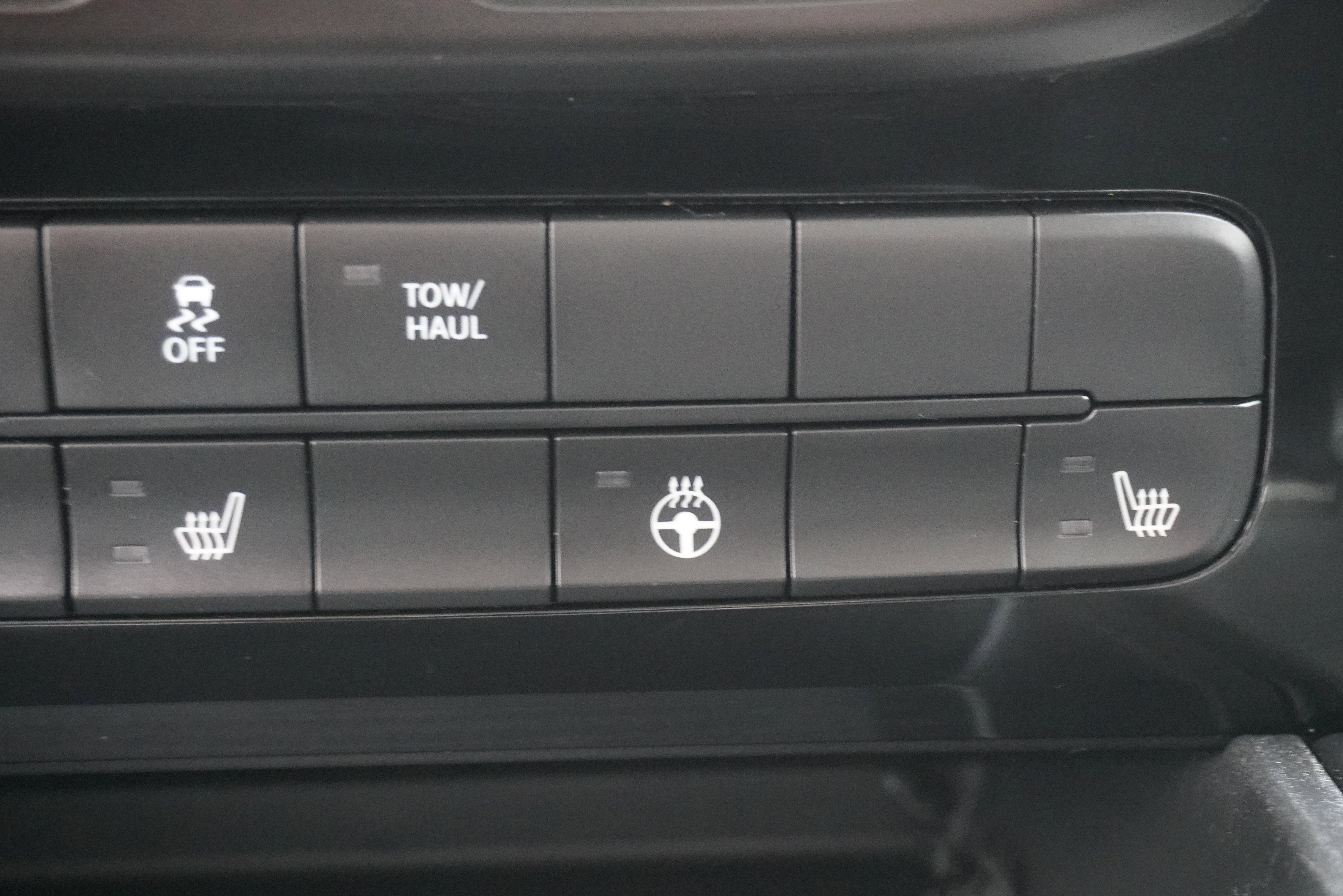 Used 2015 RAM 1500 Sport w/ Convenience Group RWD image 21