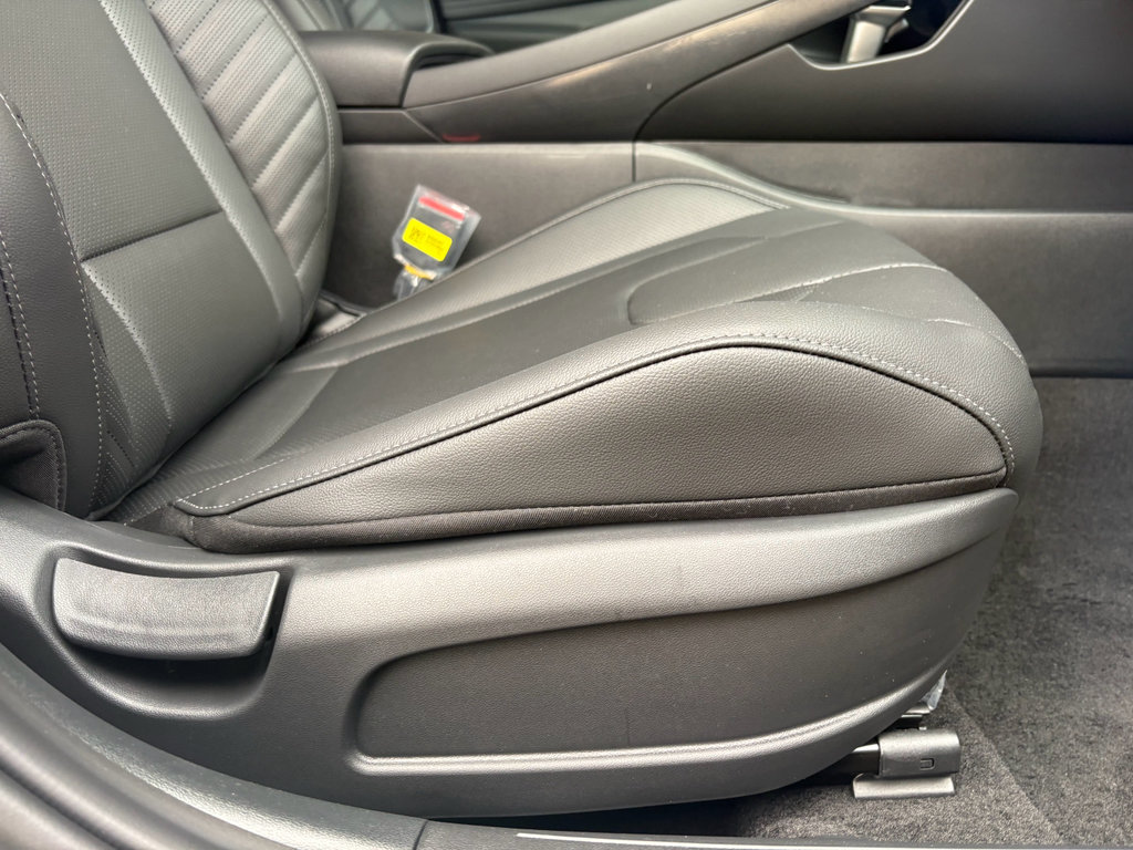 New 2026 Hyundai Elantra Limited FWD image 27