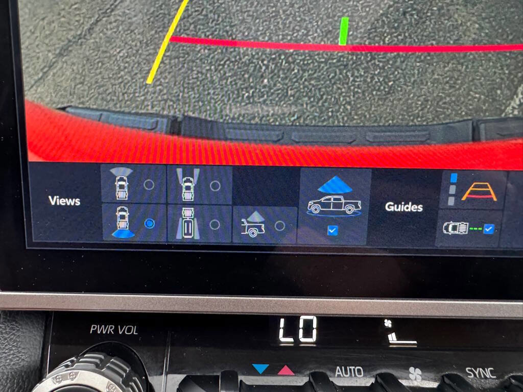 Used 2024 Toyota Tundra Limited image 27