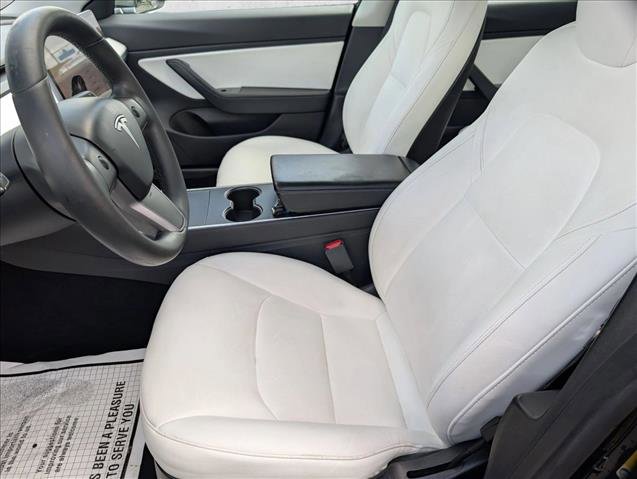 Used 2019 Tesla Model 3 Mid Range image 17