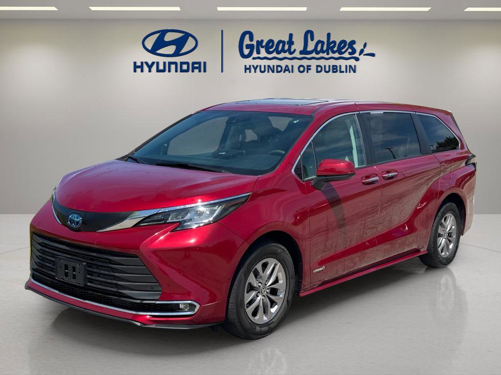Used 2021 Toyota Sienna XLE