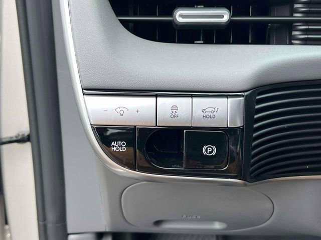 Certified 2023 Hyundai Ioniq 5 SEL w/ Cargo Package image 20