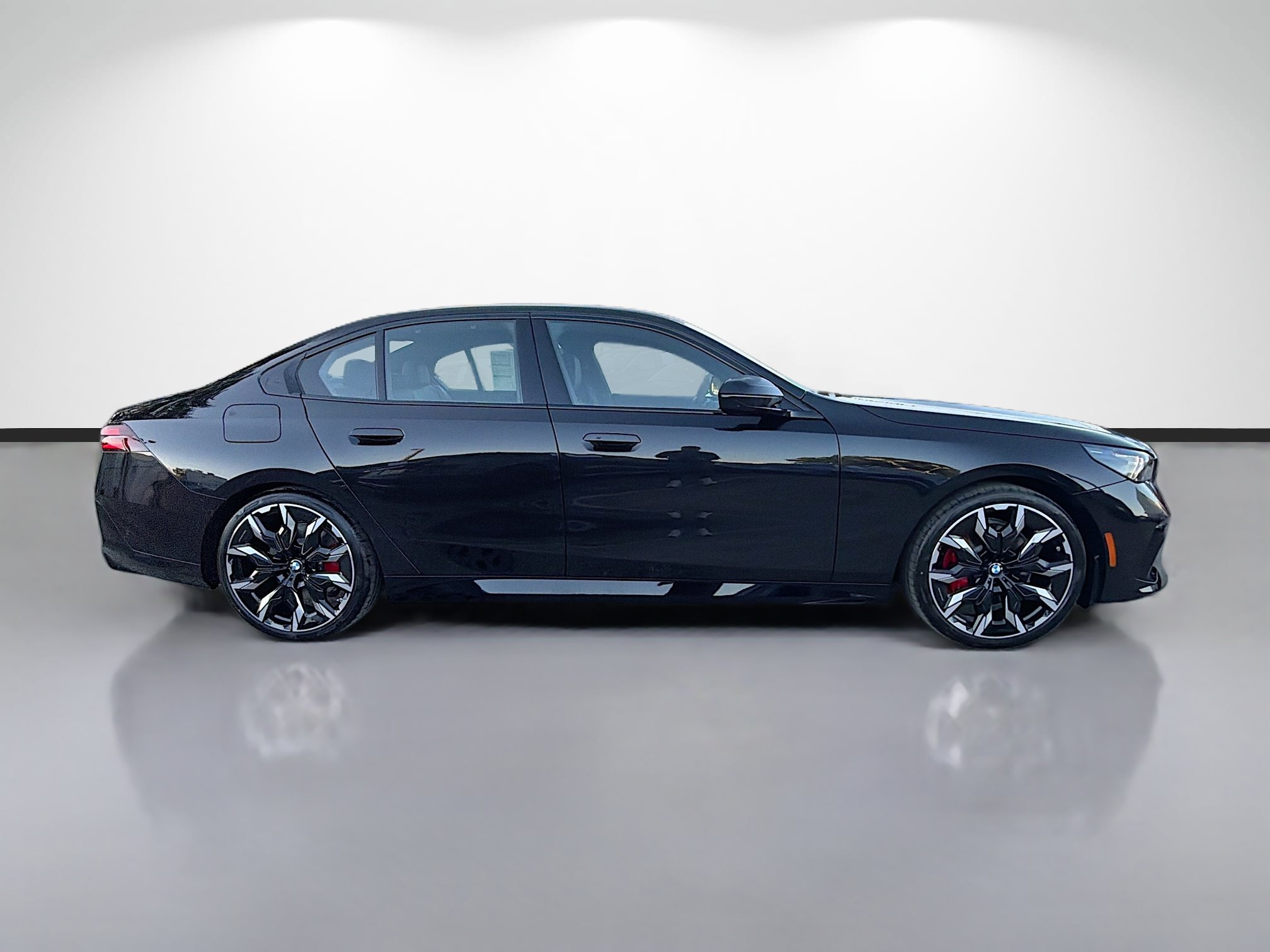 New 2027 BMW 540i xDrive w/ Executive Package AWD/4WD image 2