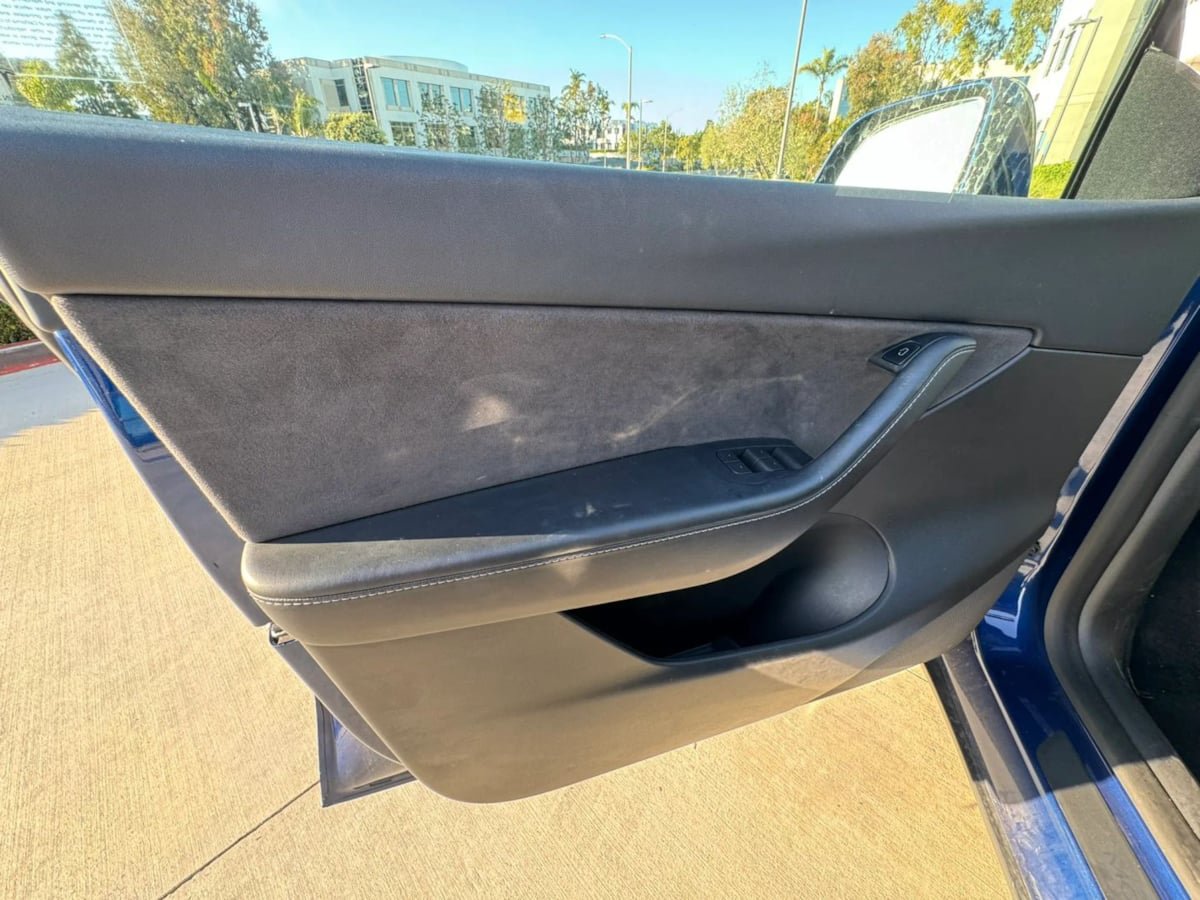 Used 2023 Tesla Model Y Long Range AWD/4WD image 20