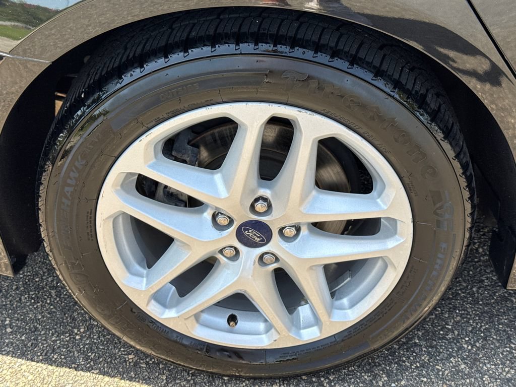 Used 2014 Ford Fusion SE FWD image 19