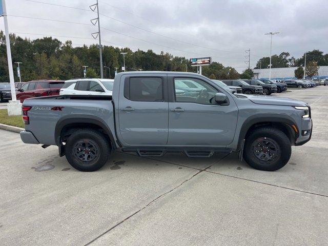 Used 2025 Nissan Frontier PRO-4X w/ Tow Package image 9