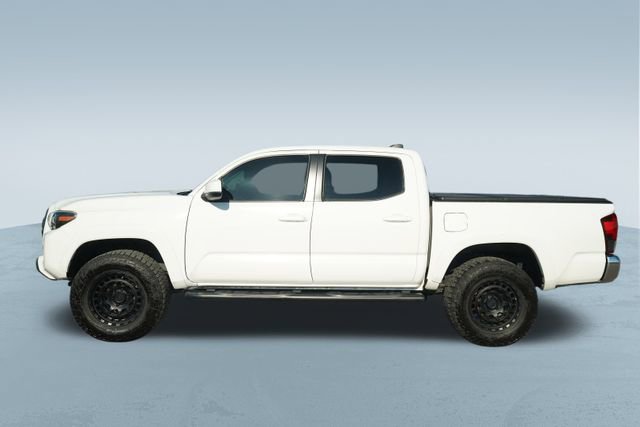 Used 2020 Toyota Tacoma SR5 image 4
