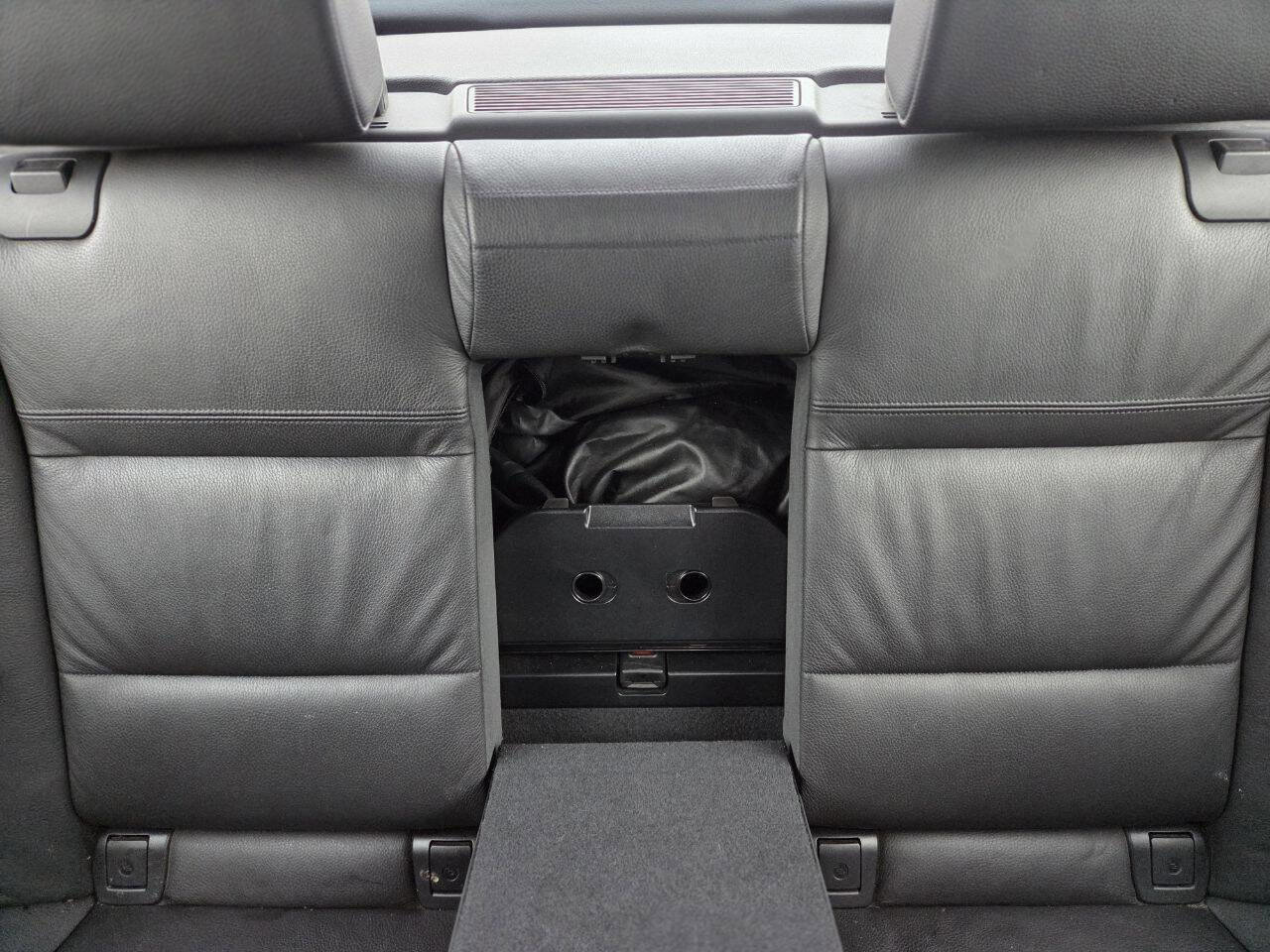 Used 2008 BMW 328i Convertible image 26