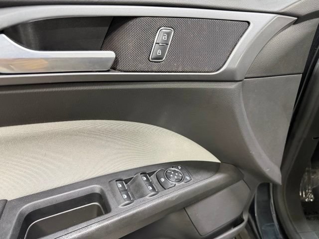 Used 2014 Ford Fusion S FWD image 17