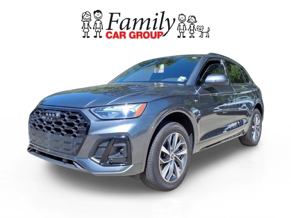 Used 2024 Audi Q5 2.0T Premium w/ Summer of Audi Package