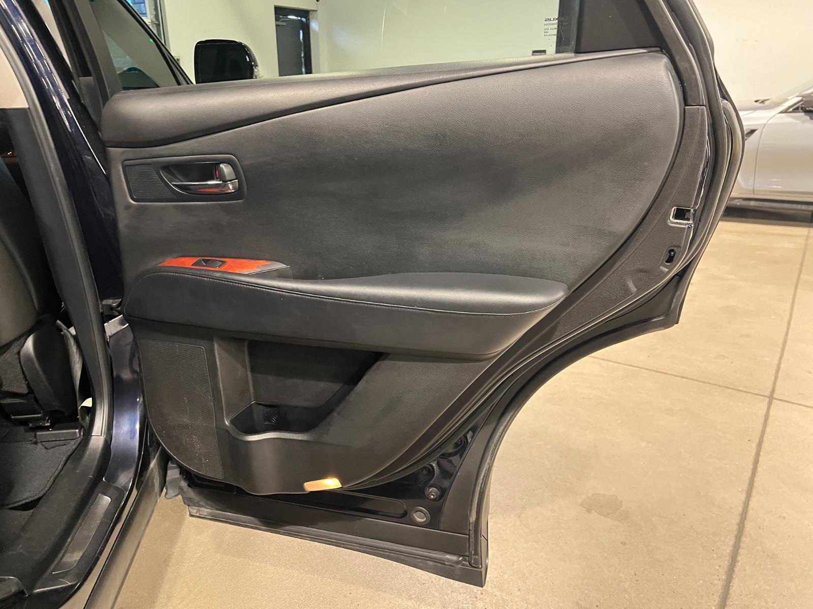 Used 2010 Lexus RX 350 AWD image 37